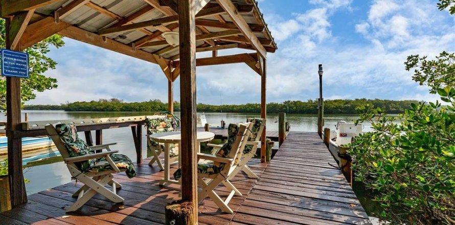 Villa ou maison à Placida, Floride 3 chambres, 100.15 m2 № 2298910