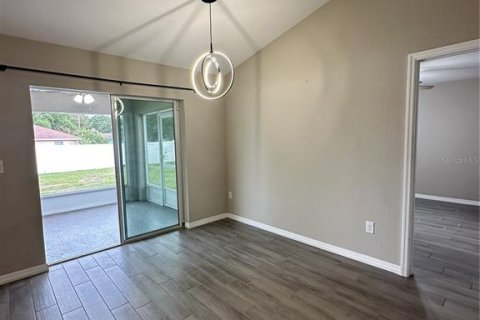 Villa ou maison à louer à Ocala, Floride: 3 chambres, 119.29 m2 № 1870363 - photo 9