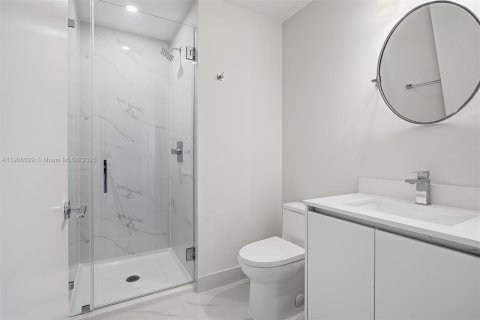 Снять в аренду кондоминиум в Майами, Флорида 2 спальни, 141.49м2, № 1957128 - фото 21