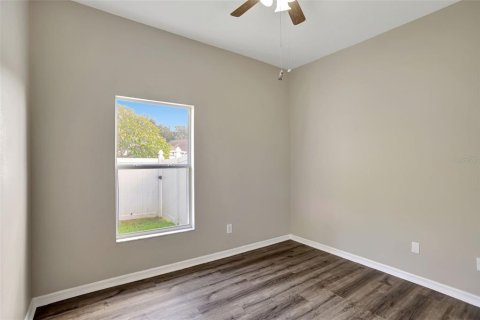 House in Winter Garden, Florida 4 bedrooms, 228.08 sq.m. № 1680429 - photo 23