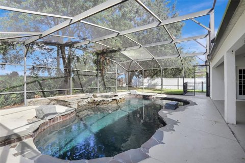 House in Winter Garden, Florida 4 bedrooms, 228.08 sq.m. № 1680429 - photo 6