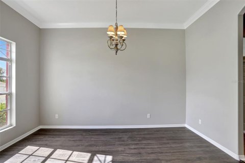 House in Winter Garden, Florida 4 bedrooms, 228.08 sq.m. № 1680429 - photo 15
