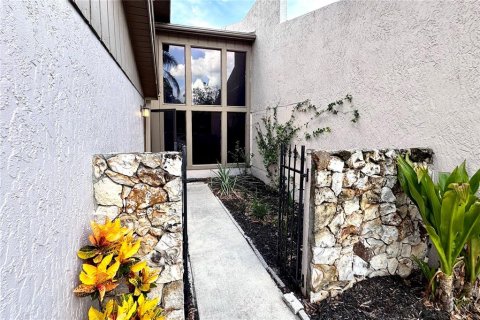 Casa en venta en Winter Springs, Florida, 3 dormitorios, 220.92 m2 № 2197116 - foto 4