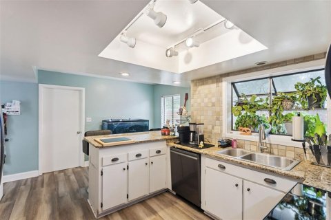 Casa en venta en Winter Springs, Florida, 3 dormitorios, 220.92 m2 № 2197116 - foto 11