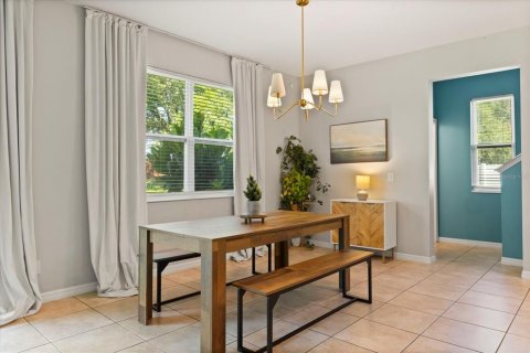 Villa ou maison à vendre à Eustis, Floride: 5 chambres, 238.39 m2 № 1906703 - photo 11
