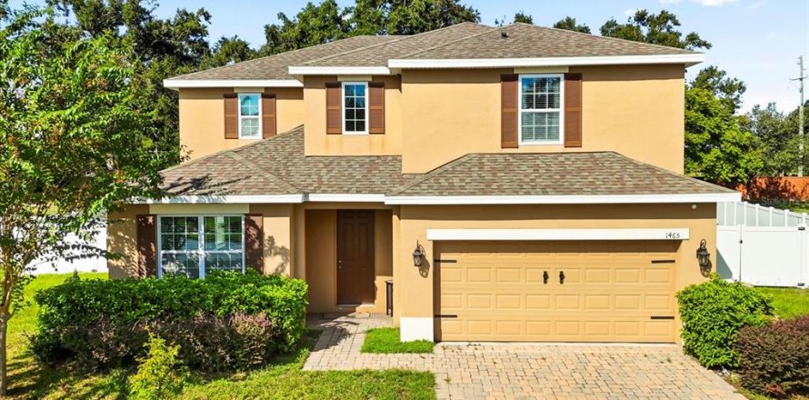 Villa ou maison à Eustis, Floride 5 chambres, 238.39 m2 № 1906703