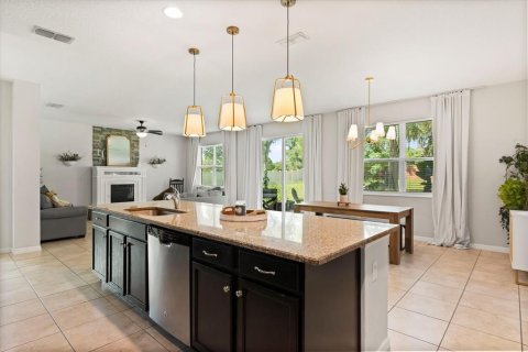Villa ou maison à vendre à Eustis, Floride: 5 chambres, 238.39 m2 № 1906703 - photo 13