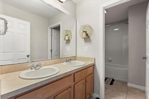 Villa ou maison à vendre à Eustis, Floride: 5 chambres, 238.39 m2 № 1906703 - photo 17