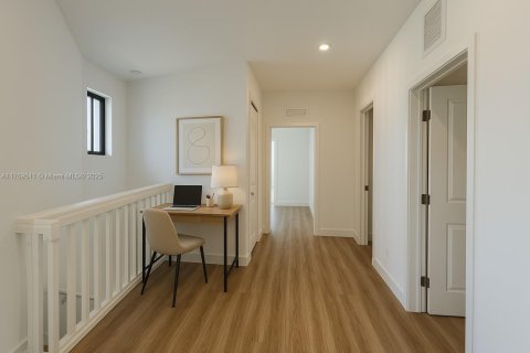 Touwnhouse à louer à Homestead, Floride: 4 chambres, 163.51 m2 № 1985633 - photo 8