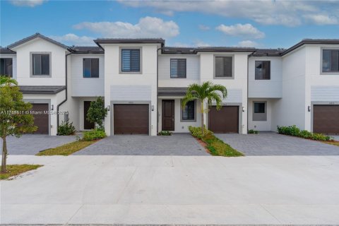 Touwnhouse à louer à Homestead, Floride: 4 chambres, 163.51 m2 № 1985633 - photo 20