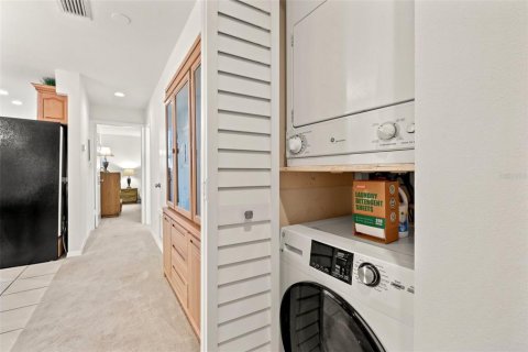 Купить кондоминиум в Сент-Питерсберг, Флорида 5 комнат, 99.41м2, № 1899059 - фото 26