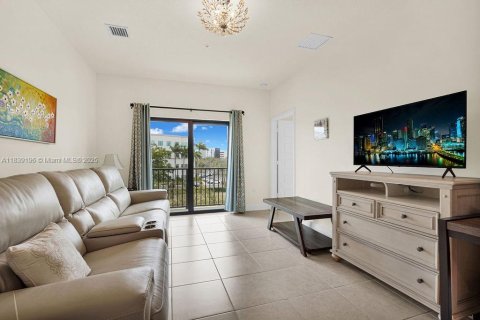 Condominio en alquiler en Doral, Florida, 1 dormitorio, 68.56 m2 № 1827612 - foto 9