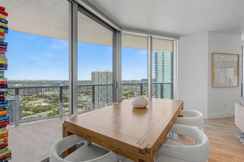 Condominio en venta en Miami, Florida, 2 dormitorios, 109.44 m2 № 2146061 - foto 5
