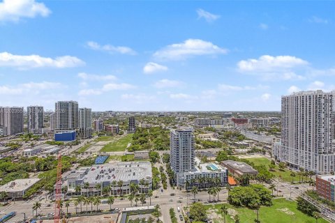 Condominio en venta en Miami, Florida, 2 dormitorios, 109.44 m2 № 2146061 - foto 21