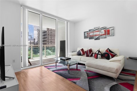 Apartment in Miami, Florida 1 bedroom, 65.4 sq.m. № 2075222 - photo 8