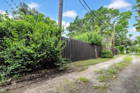 Villa ou maison à vendre à Saint Petersburg, Floride: 2 chambres, 93 m2 № 1903899 - photo 11