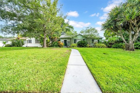 Villa ou maison à vendre à Saint Petersburg, Floride: 2 chambres, 93 m2 № 1903899 - photo 1