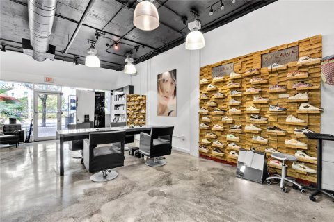 Propiedad comercial en venta en Miami Beach, Florida № 1959789 - foto 7