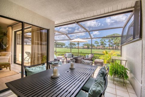 Touwnhouse à vendre à Palm Beach Gardens, Floride: 3 chambres, 188.13 m2 № 2260993 - photo 29