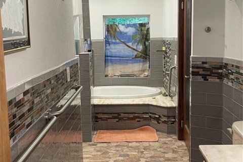 Casa en venta en Reddick, Florida, 4 dormitorios, 216.18 m2 № 1885725 - foto 19