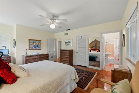 Villa ou maison à vendre à Saint Petersburg, Floride: 4 chambres, 356.37 m2 № 2113847 - photo 30