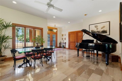 Villa ou maison à vendre à Saint Petersburg, Floride: 4 chambres, 356.37 m2 № 2113847 - photo 7