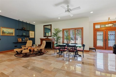 Villa ou maison à vendre à Saint Petersburg, Floride: 4 chambres, 356.37 m2 № 2113847 - photo 9