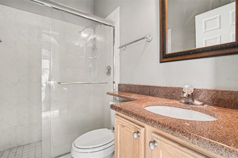 House in Oviedo, Florida 5 bedrooms, 352.1 sq.m. № 2423726 - photo 28