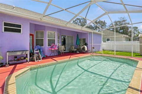 House in Brooksville, Florida 3 bedrooms, 158.68 sq.m. № 2216087 - photo 2