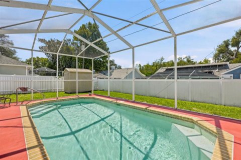 House in Brooksville, Florida 3 bedrooms, 158.68 sq.m. № 2216087 - photo 24