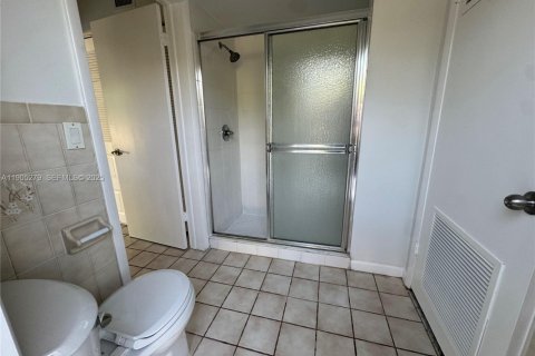 Casa en venta en Port St. Lucie, Florida, 3 dormitorios, 137.03 m2 № 1976305 - foto 17