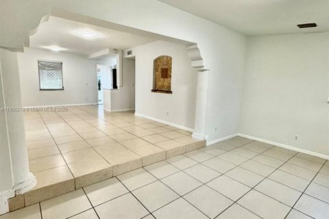 Casa en venta en Port St. Lucie, Florida, 3 dormitorios, 137.03 m2 № 1976305 - foto 10