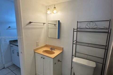 Copropriété à vendre à North Miami, Floride: 1 chambre, 72.37 m2 № 1799107 - photo 6