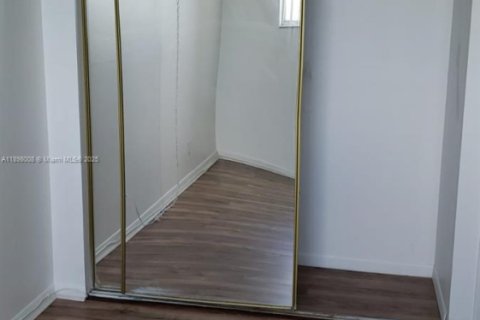 Copropriété à vendre à West Palm Beach, Floride: 2 chambres, 105.26 m2 № 2014587 - photo 11