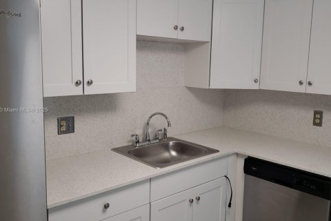 Copropriété à vendre à West Palm Beach, Floride: 2 chambres, 105.26 m2 № 2014587 - photo 4