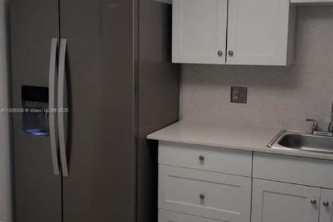 Copropriété à vendre à West Palm Beach, Floride: 2 chambres, 105.26 m2 № 2014587 - photo 3