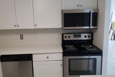 Copropriété à vendre à West Palm Beach, Floride: 2 chambres, 105.26 m2 № 2014587 - photo 5