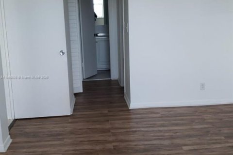 Copropriété à vendre à West Palm Beach, Floride: 2 chambres, 105.26 m2 № 2014587 - photo 9