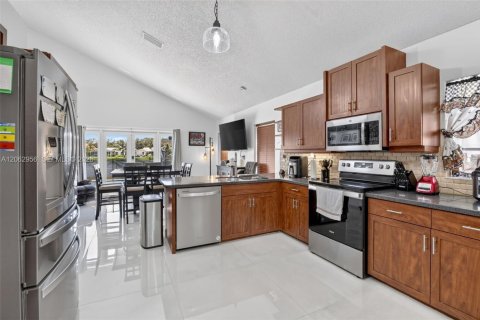 Casa en venta en Miramar, Florida, 4 dormitorios, 220.92 m2 № 2275075 - foto 21