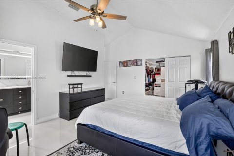 Casa en venta en Miramar, Florida, 4 dormitorios, 220.92 m2 № 2275075 - foto 25