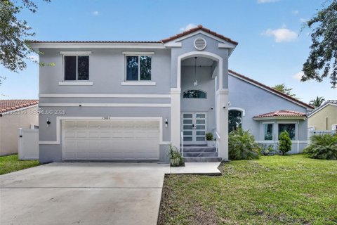 Casa en Miramar, Florida 4 dormitorios, 220.92 m2 № 2275075