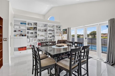 Casa en venta en Miramar, Florida, 4 dormitorios, 220.92 m2 № 2275075 - foto 16