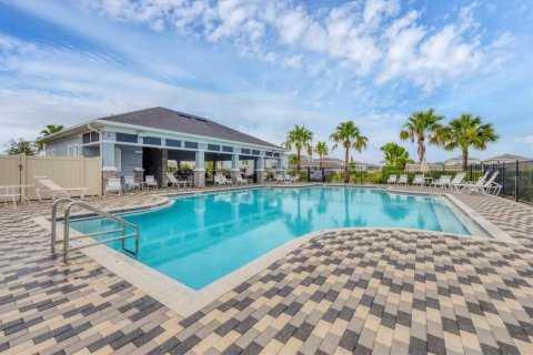 House in Bradenton, Florida 4 bedrooms, 208.84 sq.m. № 1905258 - photo 30