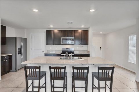 House in Bradenton, Florida 4 bedrooms, 208.84 sq.m. № 1905258 - photo 8