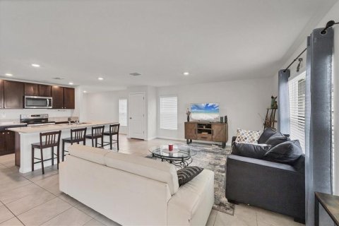 House in Bradenton, Florida 4 bedrooms, 208.84 sq.m. № 1905258 - photo 6