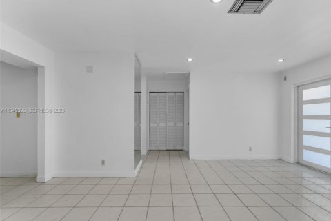 Casa en alquiler en Miramar, Florida, 2 dormitorios, 194.17 m2 № 2088618 - foto 20
