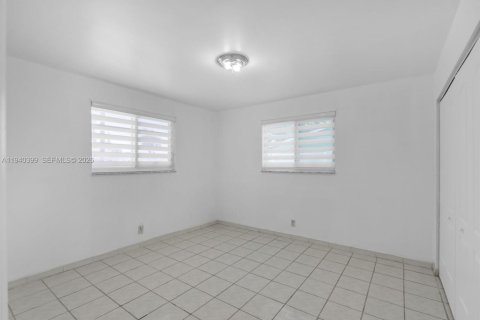 Casa en alquiler en Miramar, Florida, 2 dormitorios, 194.17 m2 № 2088618 - foto 27