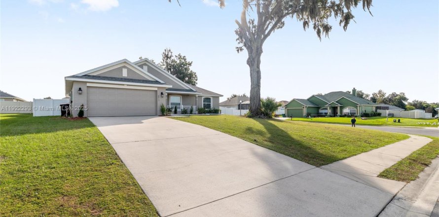 Casa en Ocala, Florida 4 dormitorios № 2018821