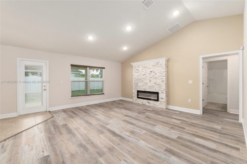 Casa en venta en Ocala, Florida, 4 dormitorios № 2018821 - foto 15