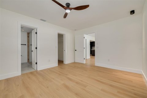 House in Belleair, Florida 4 bedrooms, 175.12 sq.m. № 1796779 - photo 22